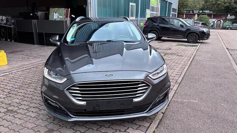 Grau Gebraucht 2020 Ford Mondeo Kombi | 18.445 € (Fairer Preis) - Bild 1/4