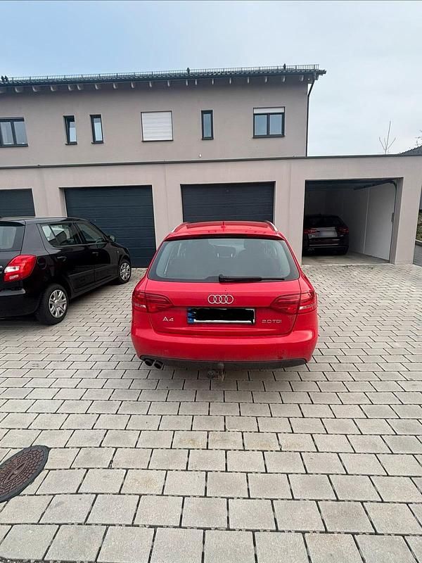 Używany Audi A4 170 KM (125 kW) 2009 Czerwony Kombi