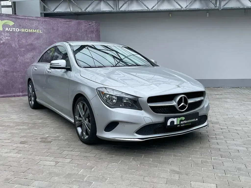 Gebraucht Mercedes CLA200 Urban 156 PS (114 kW) 2018 Silber Limousine