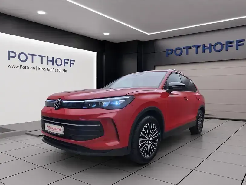 Gebraucht VW Tiguan Goal 150 PS (110 kW) 2025 Rot SUV