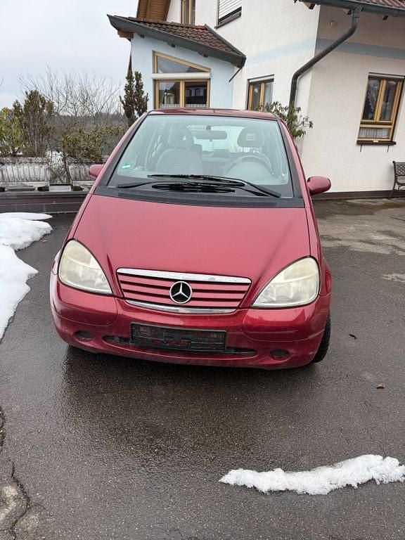 Rot Gebraucht 2000 Mercedes A160 Avantgarde Van / Kleinbus | 1.000 € (Guter Preis) - Bild 1/3