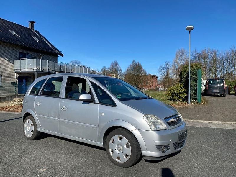 Gebraucht Opel Meriva 90 PS (66 kW) 2007 Silber Van / Kleinbus