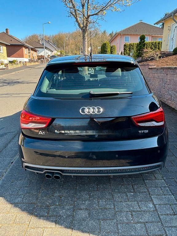 Gebraucht Audi A1 Sport 125 PS (91 kW) 2016 Schwarz Kleinwagen
