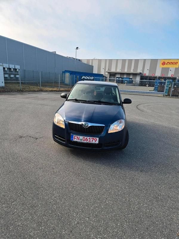 Gebraucht Skoda Fabia 60 PS (44 kW) 2009 Blau Kleinwagen