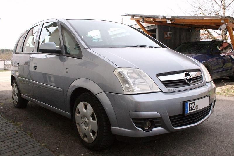 Gebraucht Opel Meriva 105 PS (77 kW) 2007 Silber Van / Kleinbus