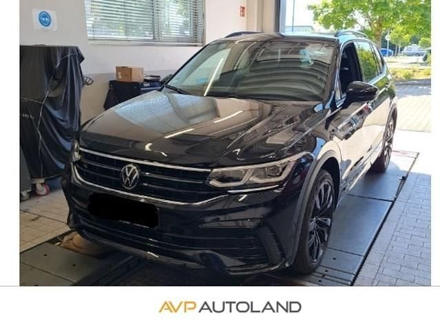 Deep black perleffekt Gebraucht 2024 VW Tiguan Allspace R-line SUV | 48.900 € (Etwas zu teuer) - Bild 1/4