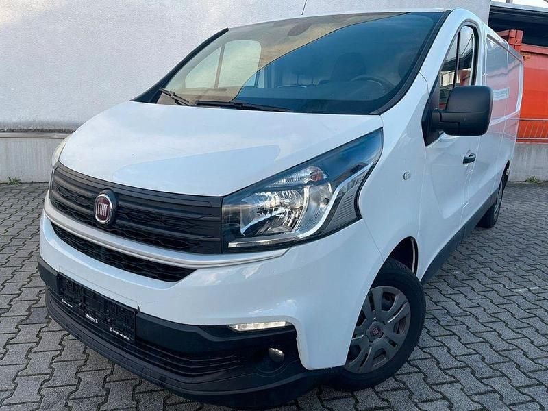 Gebraucht Fiat Talento 125 PS (91 kW) 2018 Weiß Van / Kleinbus