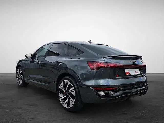 Gebraucht Audi Q8 Sportback e-tron S-Line 300 kW (408 PS) 2024 Daytonagrau perleffekt SUV