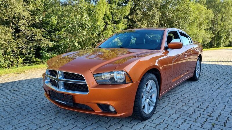Orange Gebraucht 2011 Dodge Charger Limousine | 11.990 € (Fairer Preis) - Bild 1/4