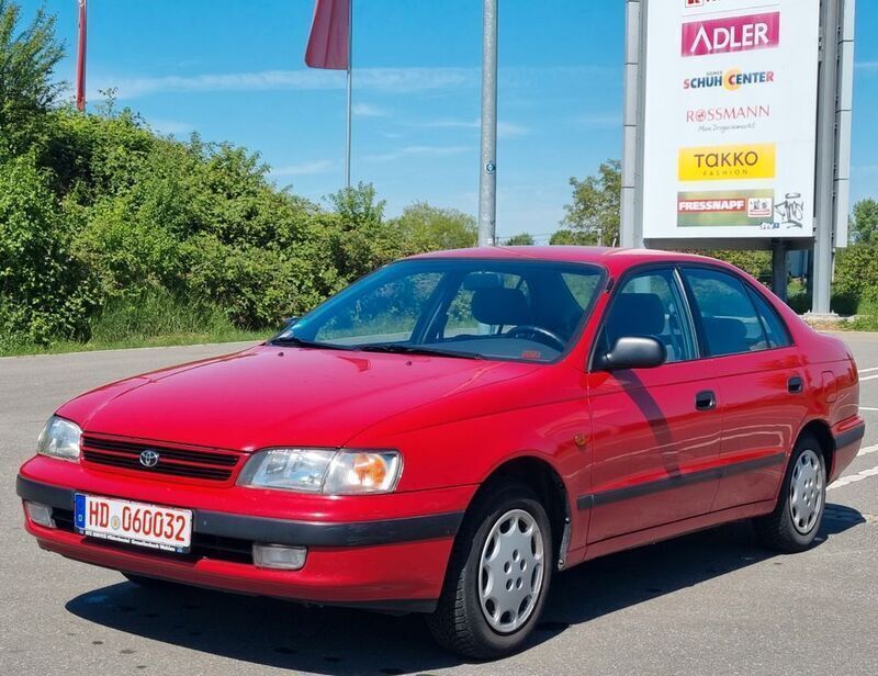 Rot Gebraucht 1994 Toyota Carina E Limousine | 2.990 € - Bild 1/4