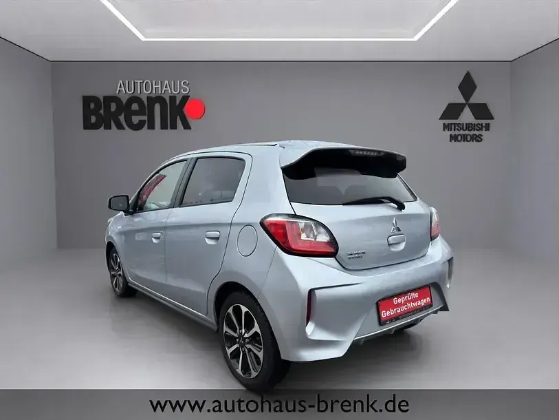 Usata Mitsubishi Space Star Select+ 71 CV (52 kW) 2023 Argento Utilitaria