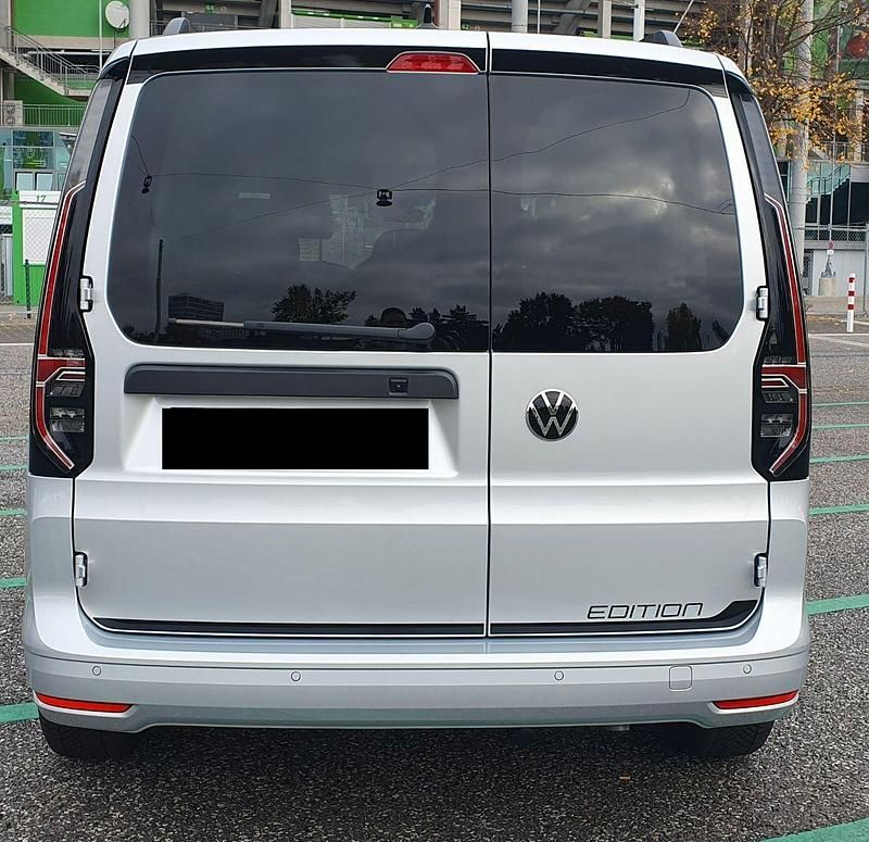 Gebraucht VW Caddy Life 122 PS (89 kW) 2024 Silber Van / Kleinbus