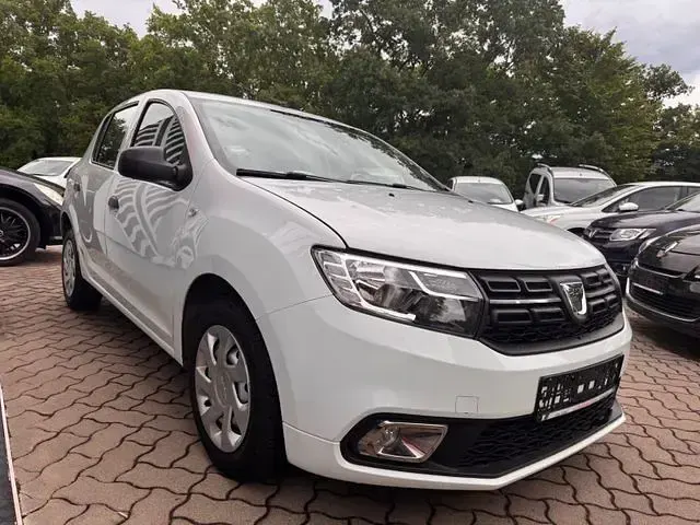 Gebraucht Dacia Sandero Ambiance 73 PS (53 kW) 2017 Weiß Kleinwagen