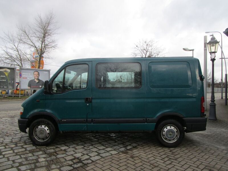Gebraucht Renault Master 114 PS (83 kW) 2003 Grün Van