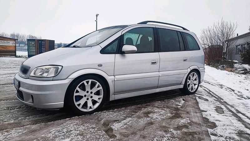 Gebraucht Opel Zafira OPC 200 PS (147 kW) 2003 Silber Van / Kleinbus