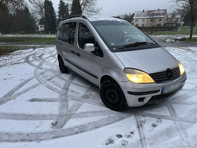 Gebraucht 2004 Mercedes Vaneo Van / Kleinbus | 1.350 € (Etwas zu teuer) - Bild 1/4