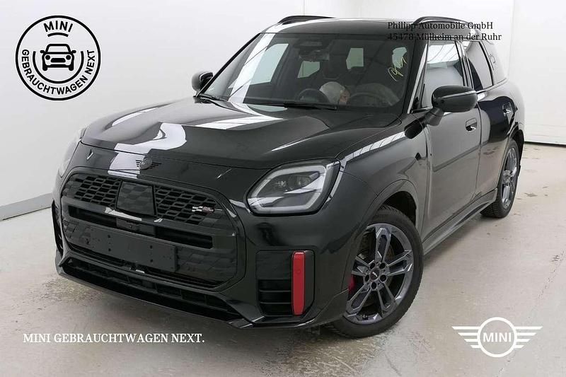 Midnight black metallic Gebraucht 2024 Mini John Cooper Works Countryman SUV | 43.490 € (Superpreis) - Bild 1/4