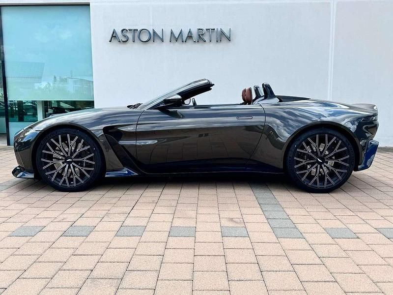 Gebraucht Aston Martin Vantage 700 PS (514 kW) 2023 Cumberland grey  heritage pai Coupé