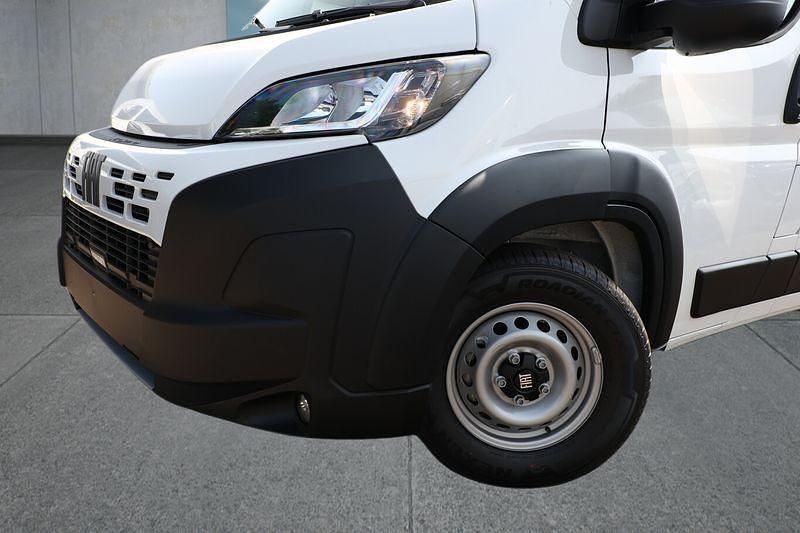 Weiß Neu 2025 Fiat Ducato Van | 31.349 € (Guter Preis) - Bild 1/4