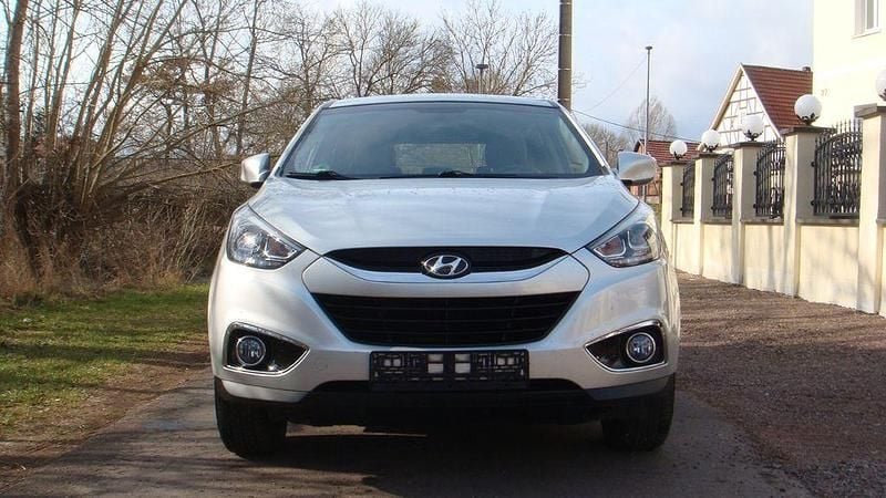 Gebraucht Hyundai ix35 Style 135 PS (99 kW) 2013 Silber SUV