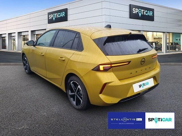 Gebraucht Opel Astra 131 PS (96 kW) 2025 Gelb Limousine