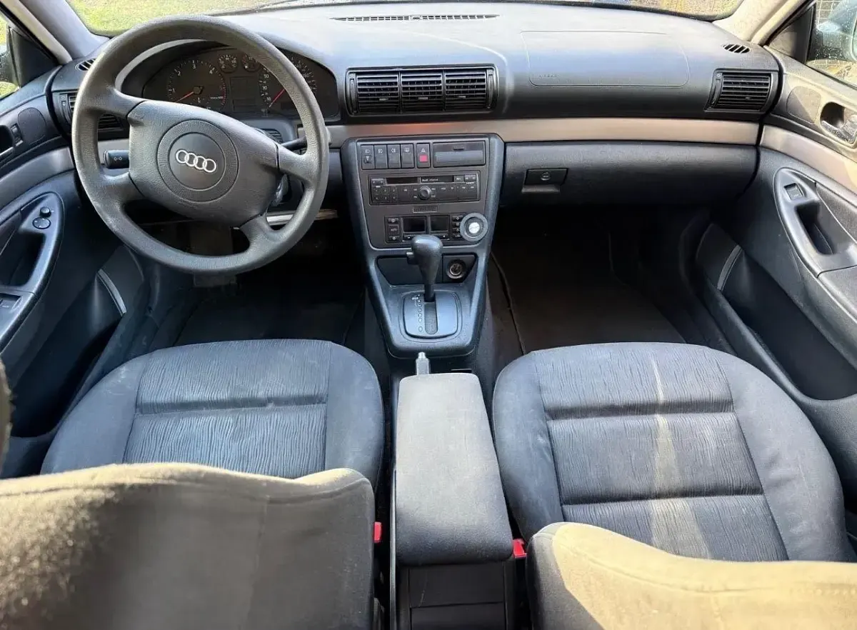 Gebraucht Audi A4 110 PS (80 kW) 1998 Grau Kombi