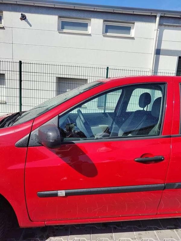 Gebraucht Renault Clio GrandTour Dynamique 75 PS (55 kW) 2010 Kombi