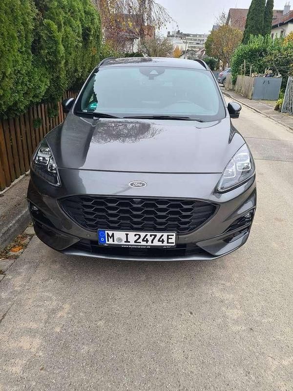 Gebraucht Ford Kuga ST-Line X 152 PS (111 kW) 2021 Grau SUV