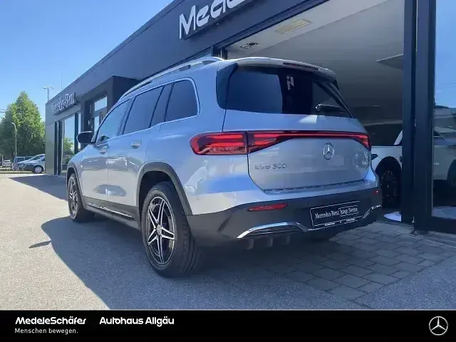 Gebraucht Mercedes EQB300 AMG 167 kW (228 PS) 2025 Lack hightechsilber SUV