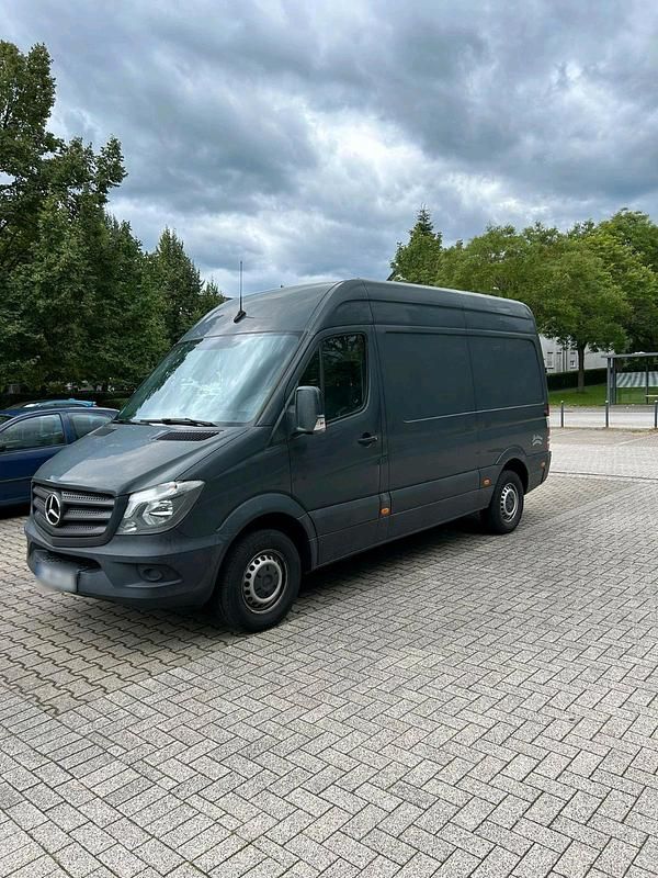 Gebraucht Mercedes Sprinter 114 PS (83 kW) 2018 Grau Van