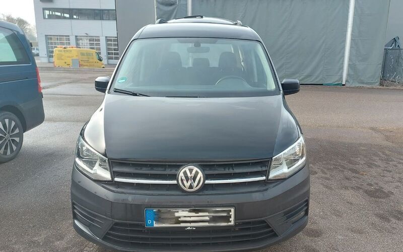Schwarz Gebraucht 2020 VW Caddy Van / Kleinbus | 16.200 € (Fairer Preis) - Bild 1/2