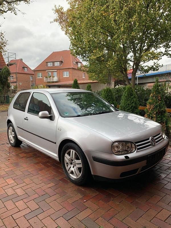 Silber Gebraucht 2001 VW Golf Cabriolet Cabrio | 1.499 € (Superpreis) - Bild 1/4