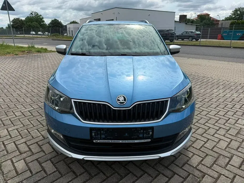 Gebraucht Skoda Fabia ScoutLine 90 PS (66 kW) 2017 Blau Limousine