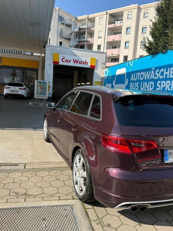 Gebraucht Audi A3 140 PS (102 kW) 2014 Violet Limousine