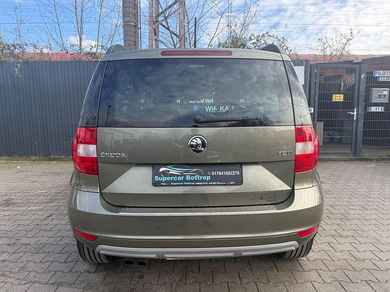 Gebraucht Skoda Yeti Ambition 125 PS (91 kW) 2016 Grün SUV