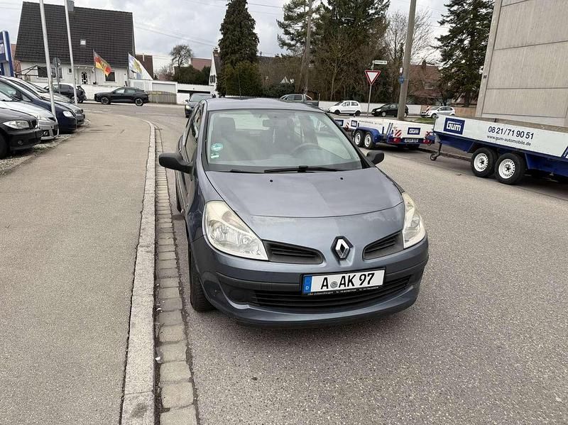 Gebraucht Renault Clio II Expression 68 PS (50 kW) 2005 Grey blue Kleinwagen