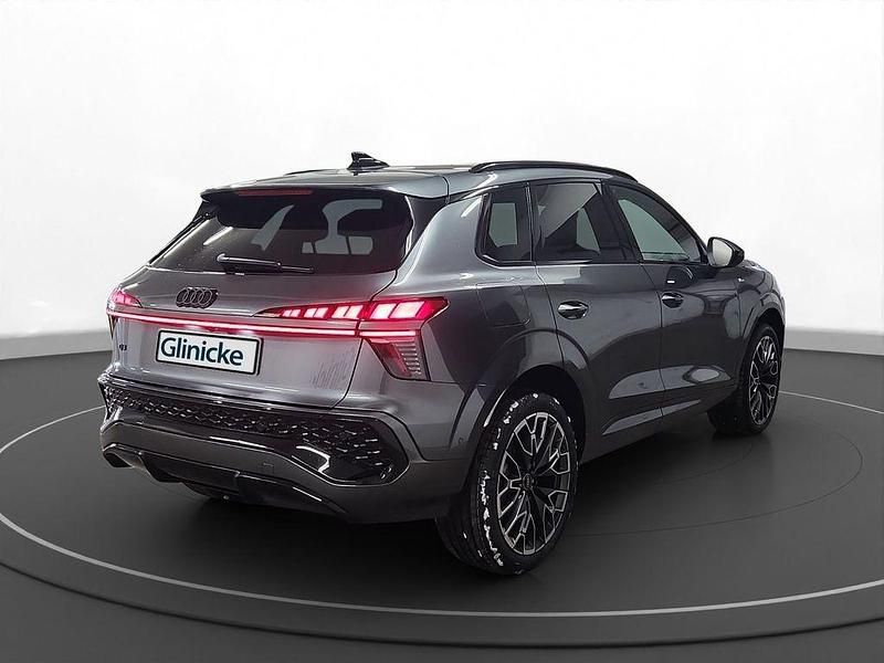Neu Audi Q3 S-Line 150 PS (110 kW) 2026 Daytonagrau perleffekt SUV