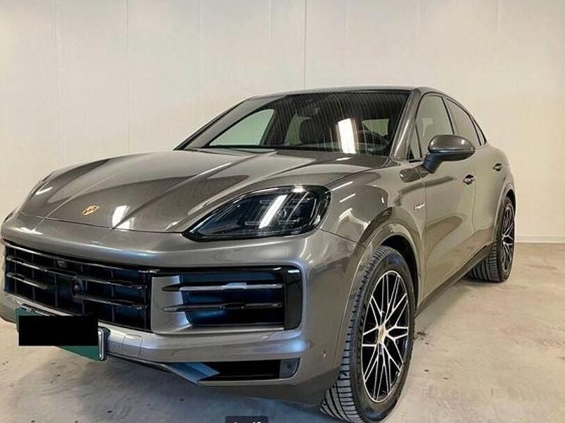 Gebraucht Porsche Cayenne 177 PS (130 kW) 2025 Grau SUV
