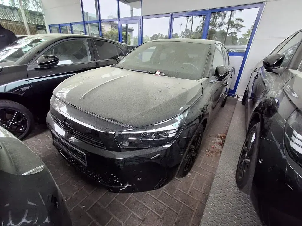 Gebraucht Opel Corsa 131 PS (96 kW) 2024 Schwarz Kleinwagen