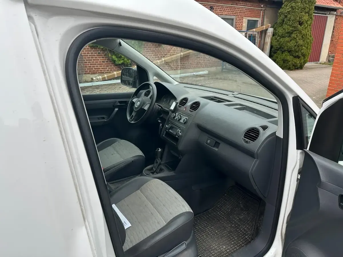 Gebraucht VW Caddy 102 PS (75 kW) 2013 Weiß Van / Kleinbus