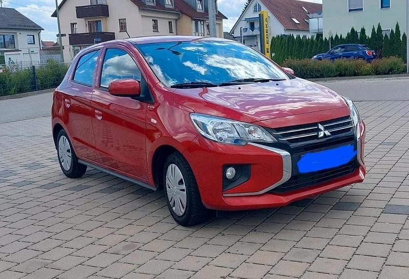 Rot Gebraucht 2022 Mitsubishi Space Star Limousine | 9.400 € (Fairer Preis) - Bild 1/4