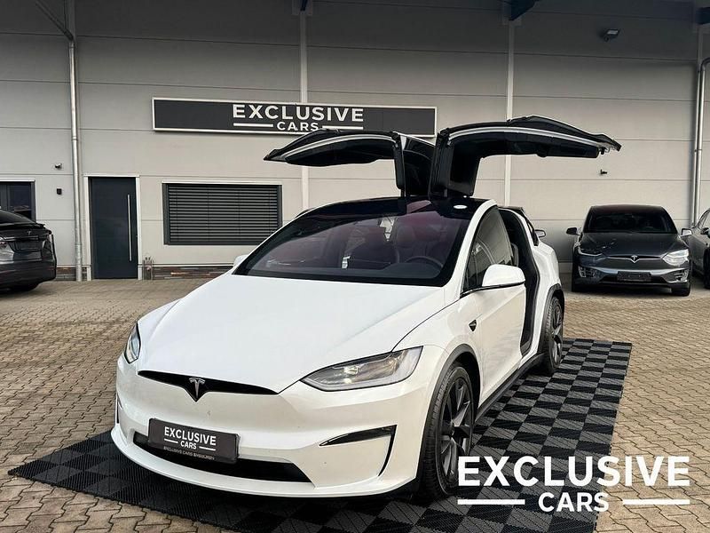 Weiß Gebraucht 2025 Tesla Model X SUV | 91.750 € (Etwas zu teuer) - Bild 1/4