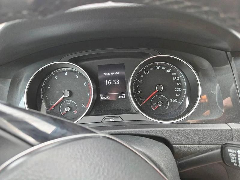 Gebraucht VW Golf VIII Comfortline 131 PS (96 kW) 2020 Silber Limousine