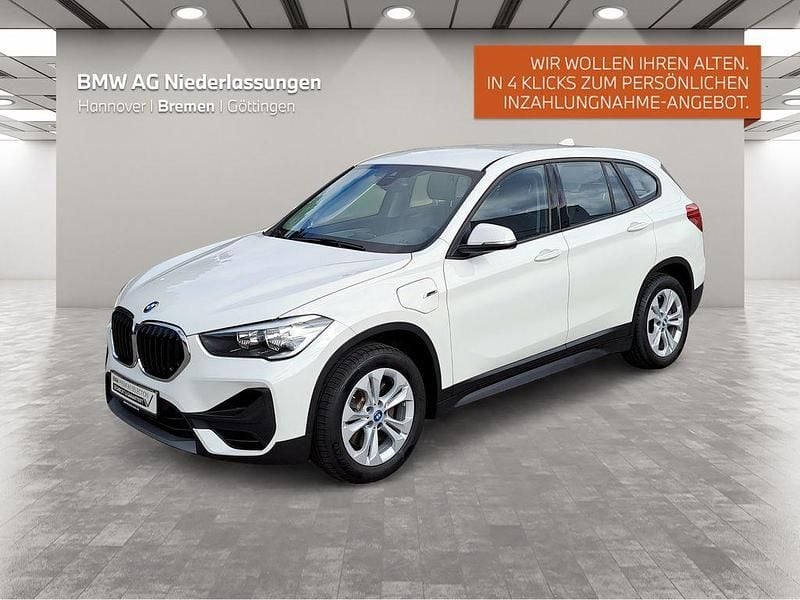 Weiß Gebraucht 2022 BMW X1 SUV | 26.607 € (Fairer Preis) - Bild 1/4