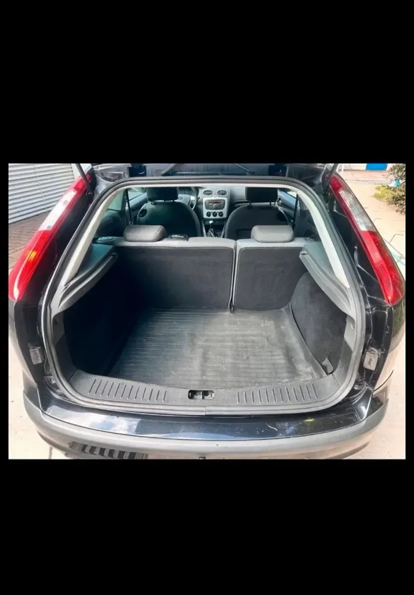 Gebraucht Ford Focus Style 145 PS (106 kW) 2007 Schwarz Kleinwagen