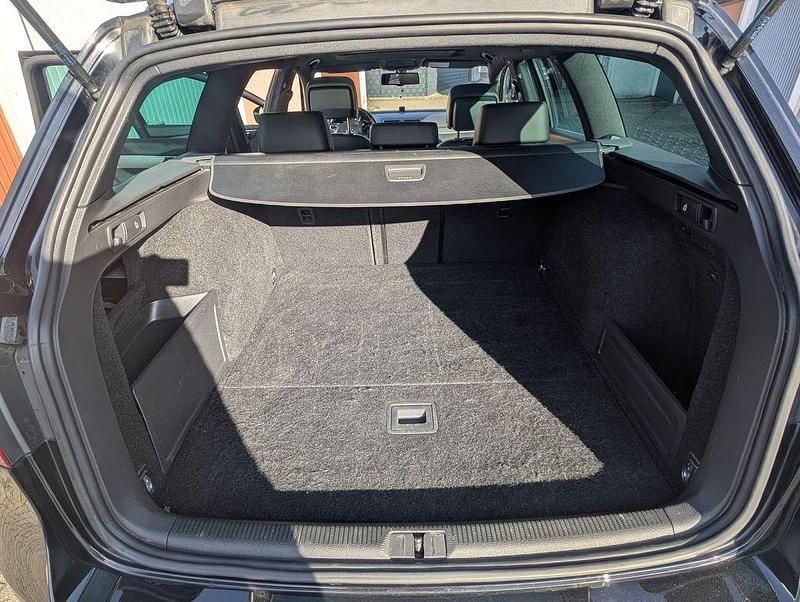 Gebraucht VW Passat Highline 299 PS (219 kW) 2013 Schwarz Kombi