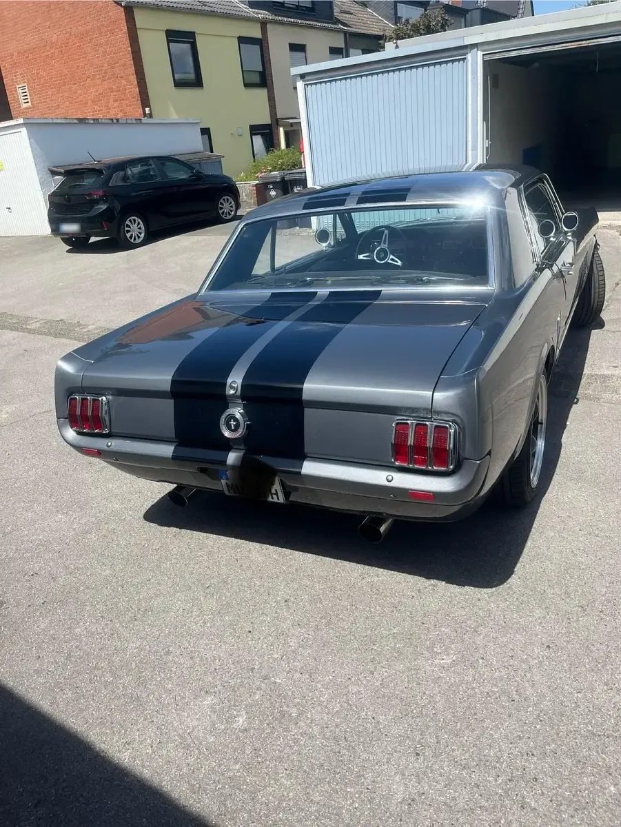 Gebraucht Ford V8 1965 Grau Coupé