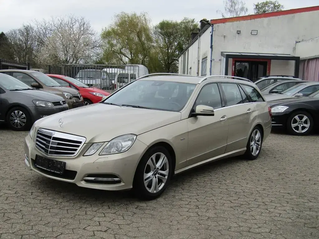 Second-hand Mercedes E250 204 CP (150 kW) 2010 Bej Break
