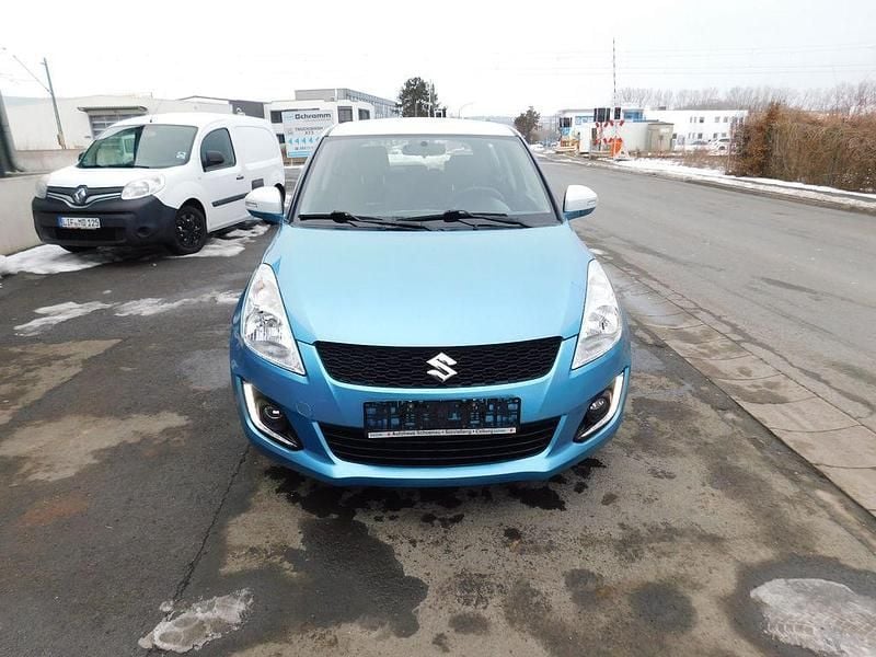 Blau Gebraucht 2014 Suzuki Swift Limousine | 6.450 € (Fairer Preis) - Bild 1/4