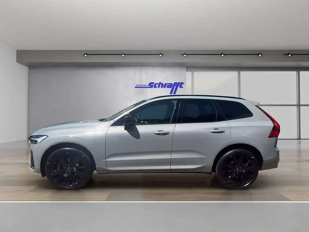 Gebraucht Volvo XC60 Ultra 250 PS (183 kW) 2025 Vapour grey / metallic SUV